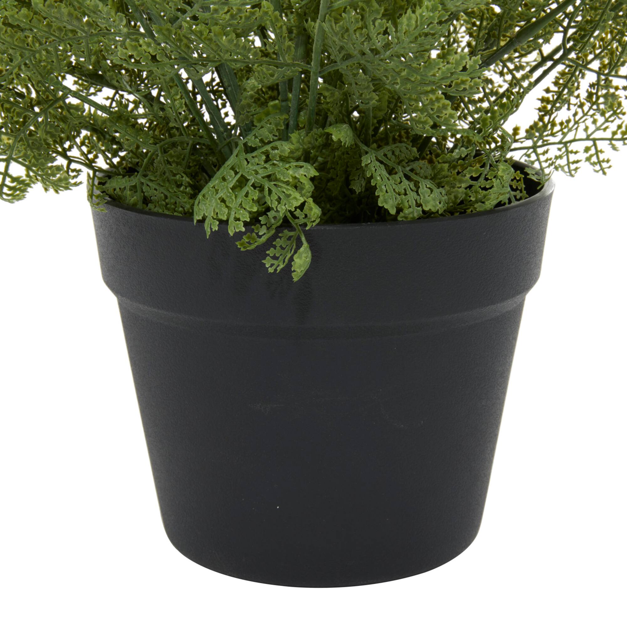 Green Plastic Traditional Artificial Foliage, 15" x 15" x 19"